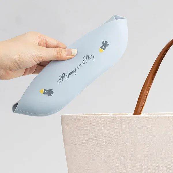 Waterproof Bibs For Kids Feeding Baby Eating Stuff Soft Silicone Babeast Cartoon Printed Adjustable Baby Tasting Feeding Bibs