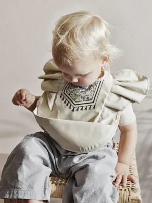 INS Nordic Style Baby Bibs Waterproof Short Sleeve with Pocket Feeding Waterproof Bib Easy Clean Cute Elephant Bibs Soft PU