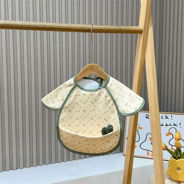 Waterproof Baby Bibs Cartoon Girls Boys Newborn Infant Meals Bib Anti-dirty Saliva Bibs Sleeveless Children Smock Feeding Aprons