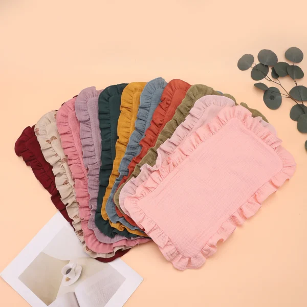 3-piece soft gauze cotton shoulder pad baby burp cloth with ruffles for newborns