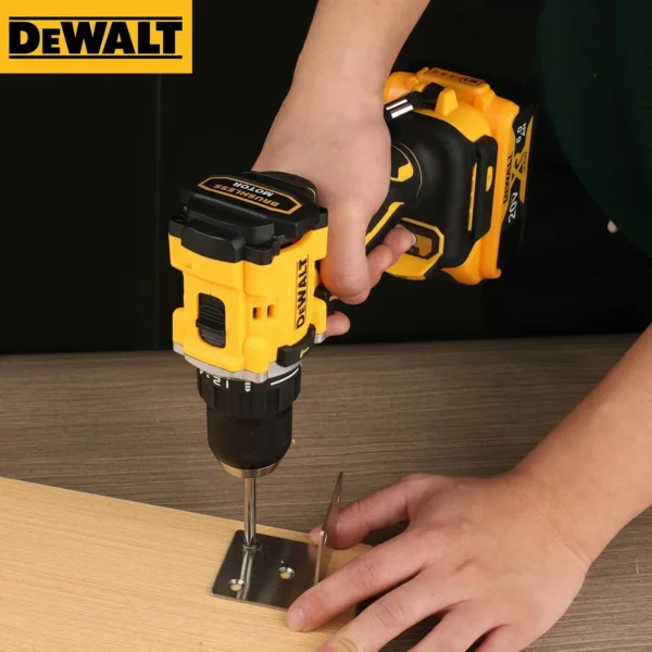 DEWALT DCF922 Wireless Impact Wrench Rechargeable High Torque 406Nm(Reverse) 1/2" 2500 PRM Universal 20V Battery Power Tools