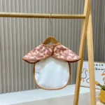 Waterproof Baby Bibs Cartoon Girls Boys Newborn Infant Meals Bib Anti-dirty Saliva Bibs Sleeveless Children Smock Feeding Aprons